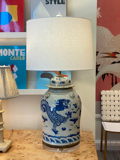 Linen rolled edge retro drum on a blue and white jar lamp